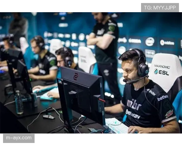 联盟官宣下赛季将增设“季中锦标赛”,媒体版权套餐面临重新设计 联盟官宣下赛季将增设“季中锦标赛”,媒体版权套餐面临重新设计